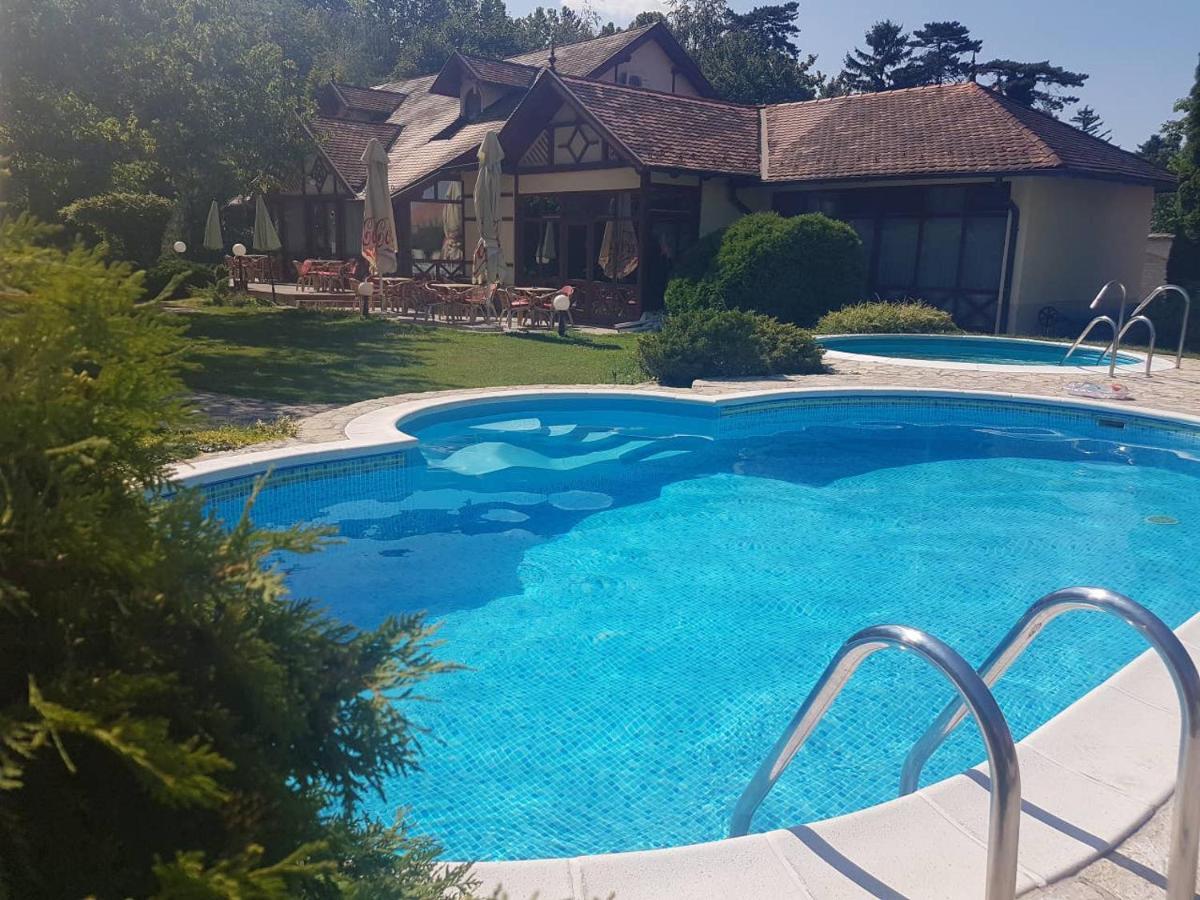 Garni Hotel Vila Milord Resort Palić Exterior foto