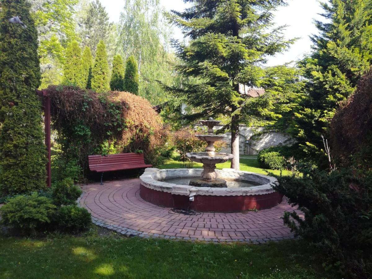 Garni Hotel Vila Milord Resort Palić Exterior foto